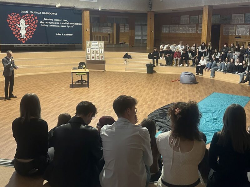 Dzień Edukacji Narodowej wśród greckich bogów i herosów